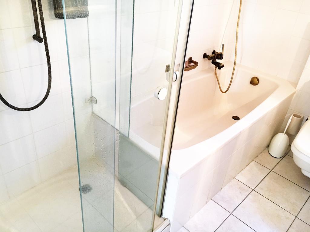 Ariba Aparthotel Basel Bagian luar foto